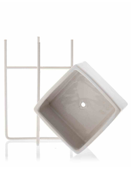 Doniczka Mizu White 21 cm Stelaż wykonany z metalu, osłonka wykonana z ceramiki. Wymiary: 12x12x21 cm.