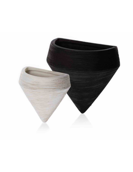 Zestaw doniczek ściennych Lou B&W Komplet zawiera 6 ceramicznych doniczek ściennych w kolorze białym oraz czarnym.